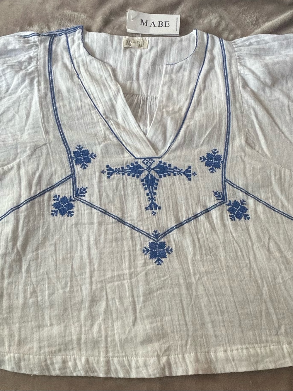 M.A.B.E Vivien Embroidered Top in Blue *NWT* Size Medium - Picture 4 of 7